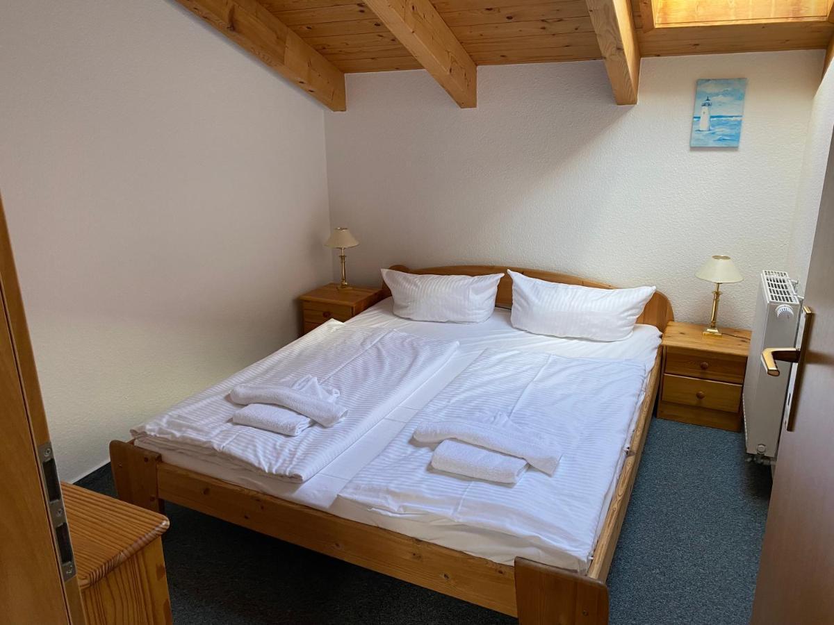 Haus Seewind Warnemuende Rostock Esterno foto