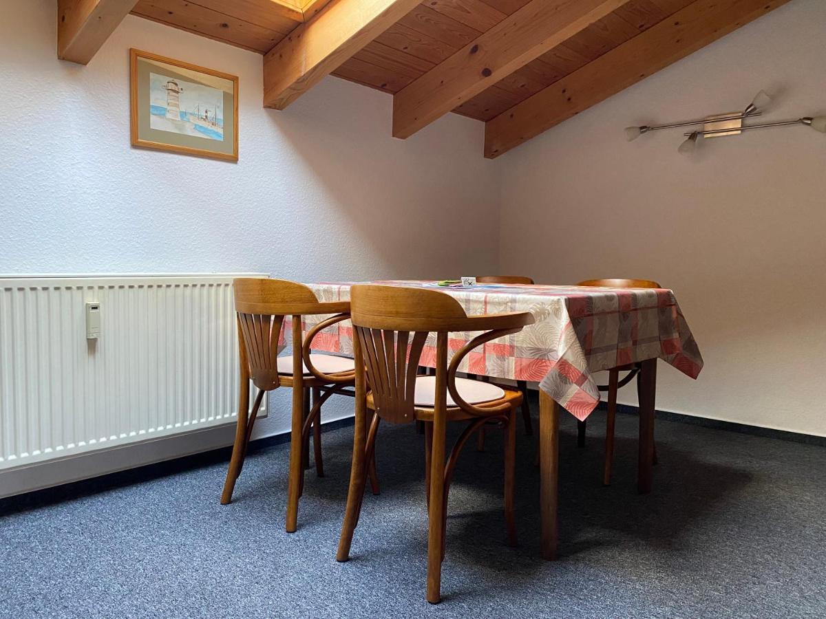 Haus Seewind Warnemuende Rostock Esterno foto