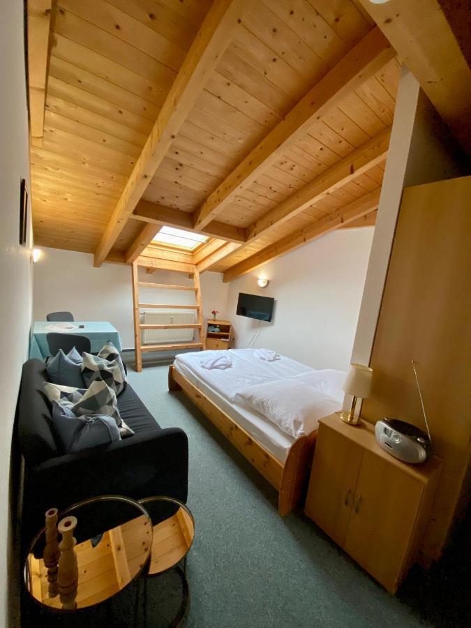 Haus Seewind Warnemuende Rostock Esterno foto