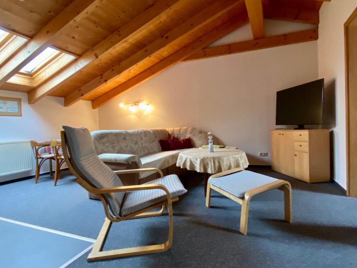 Haus Seewind Warnemuende Rostock Esterno foto